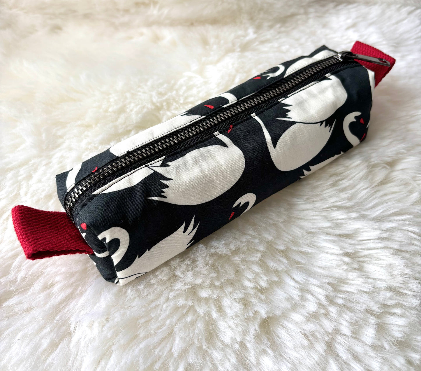 Trousse (modèle cygne)